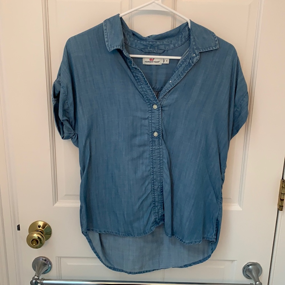 Vineyard Vines denim top